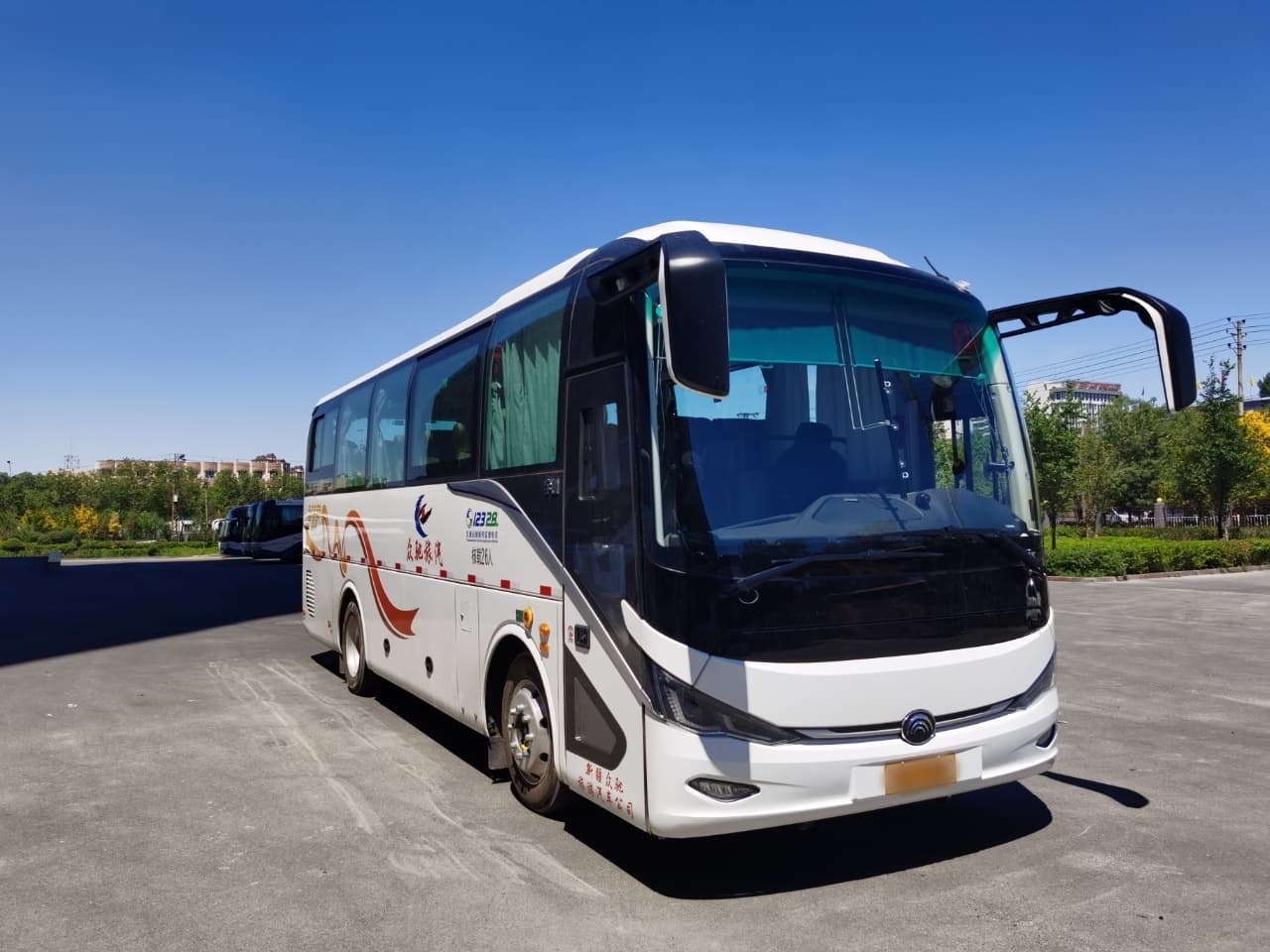 宇通客车26座 (3)