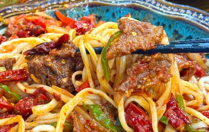 过油肉拌面