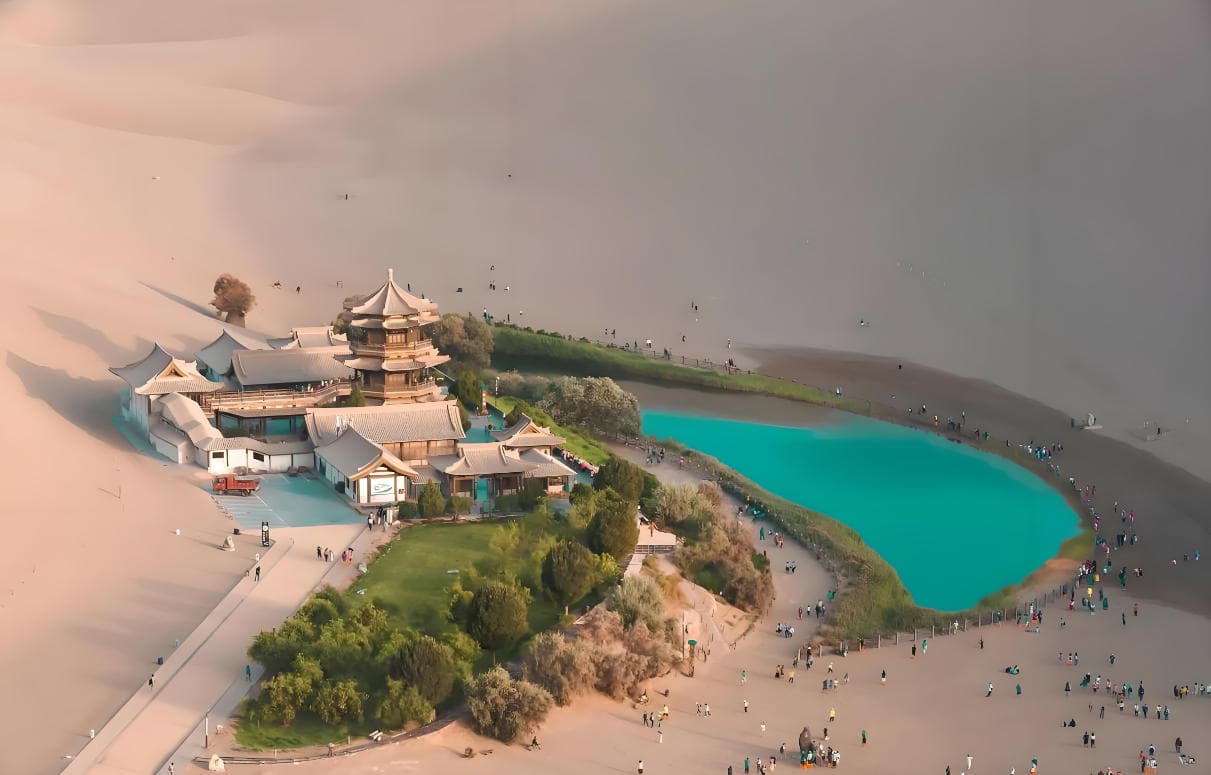 鸣沙山月牙泉
