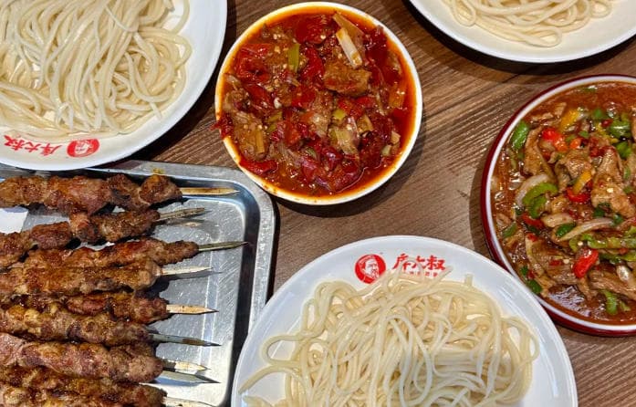 拌面羊肉串 拌面羊肉串