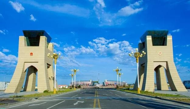 霍尔果斯 霍尔果斯