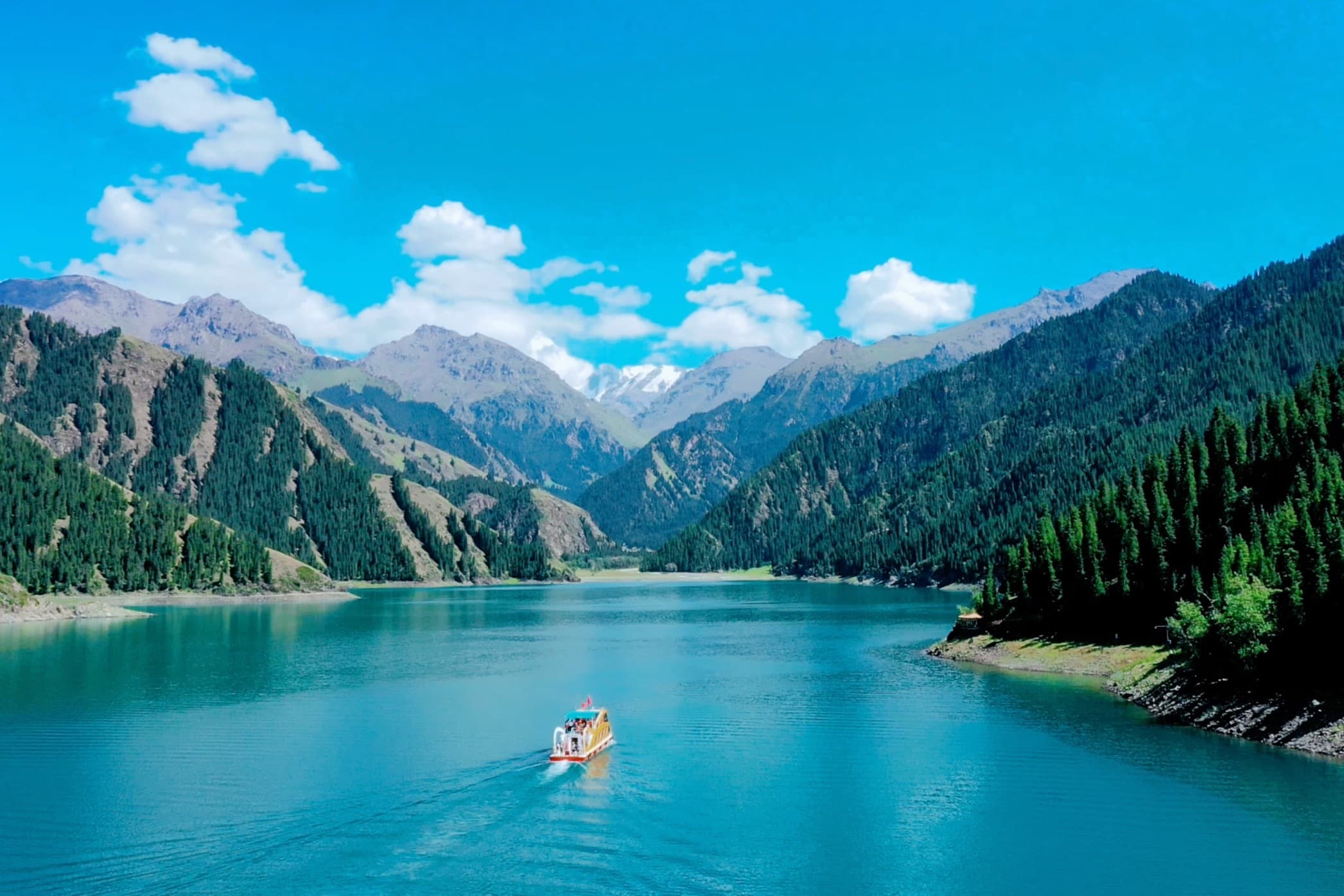 天山天池 天山天池