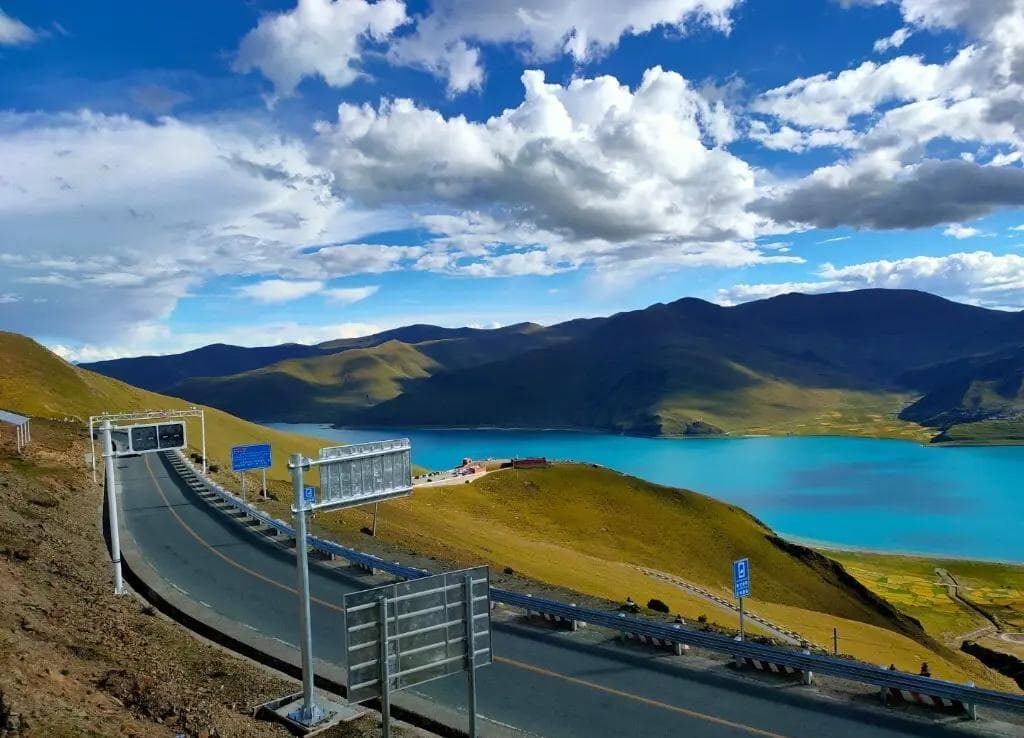 羊卓雍错湖 羊卓雍错湖